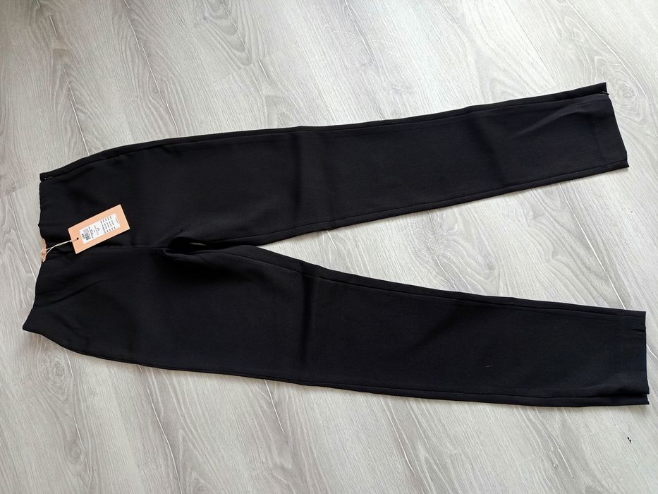 Чорні жіночі штани S