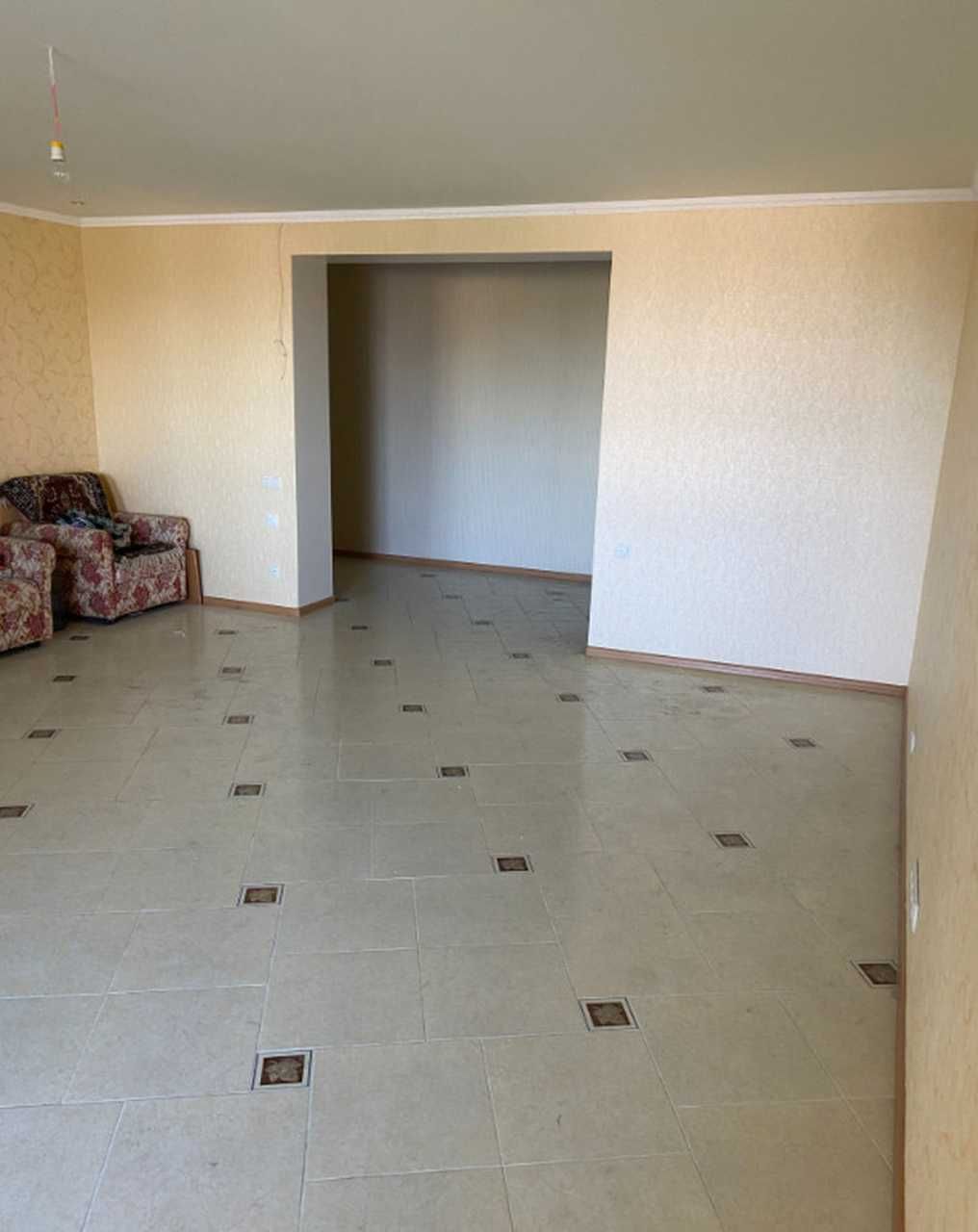 Продам 3-к квартиру (148м2) на ж/м Солнечный, пер. Любарского/Вавилон