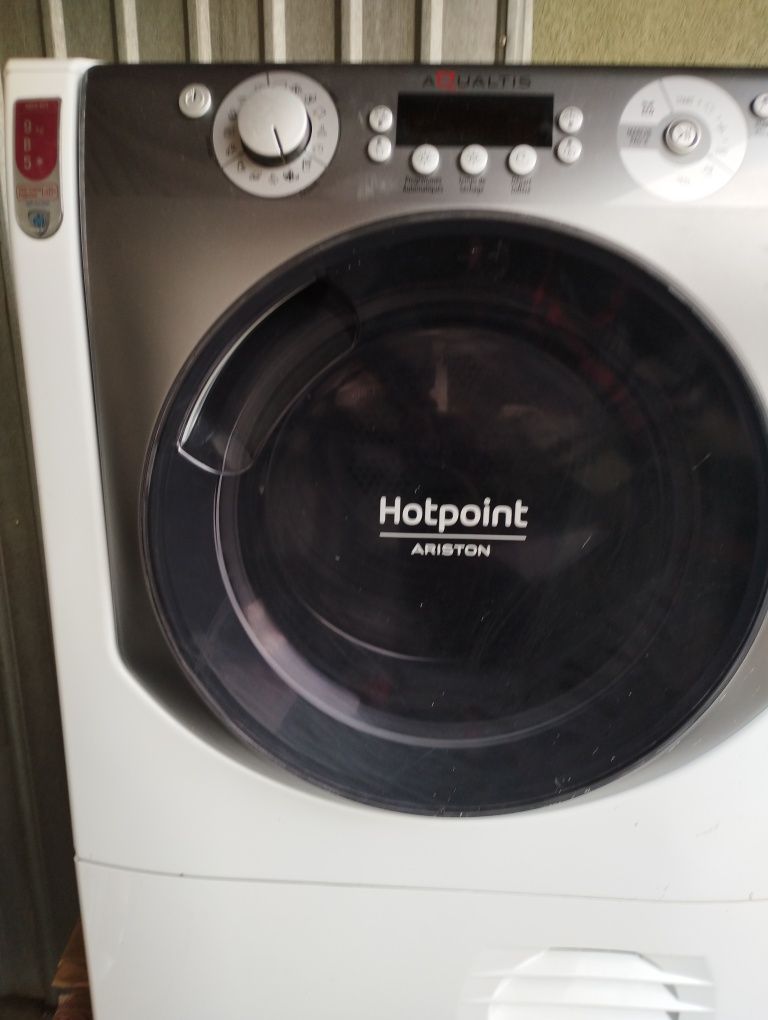 Pralka    suszarka Whirlpool Bosch Hotpoint Indesit