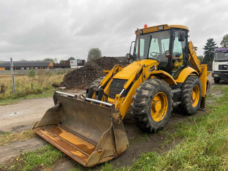 Okazja! JCB 4CX 2007 – Sprawdzona, niezawodna, w dobrej cenie!