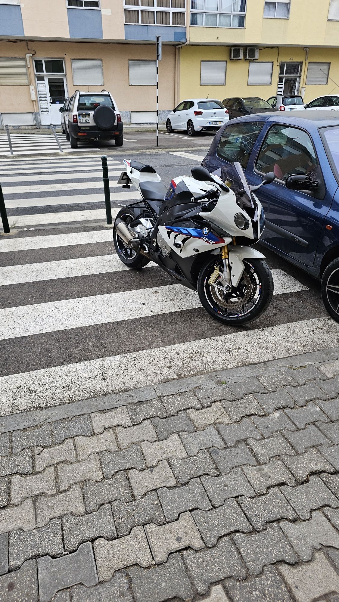 Bmw s1000rr estimada