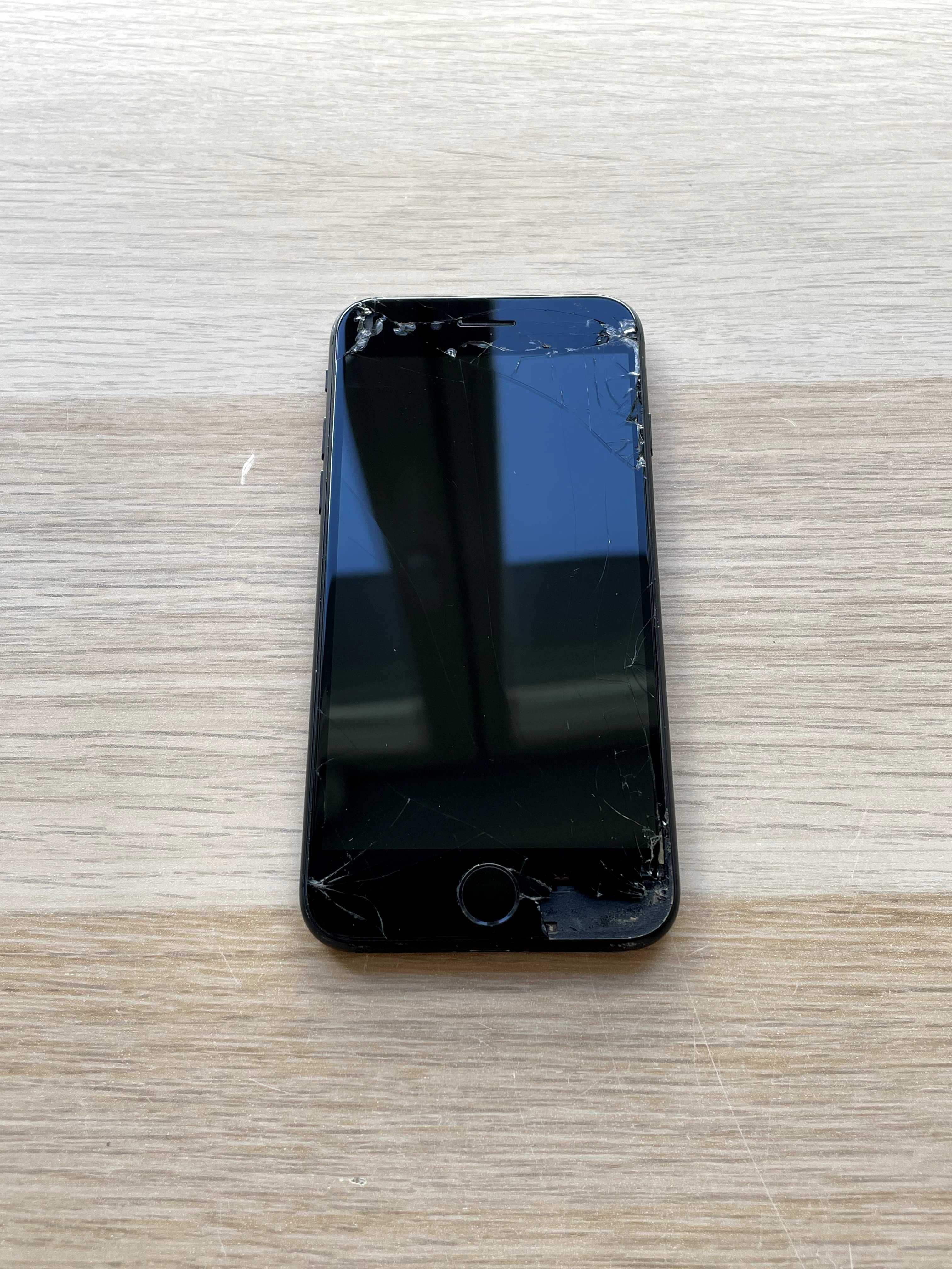 iPhone 7 32GB – Czarny – Na części