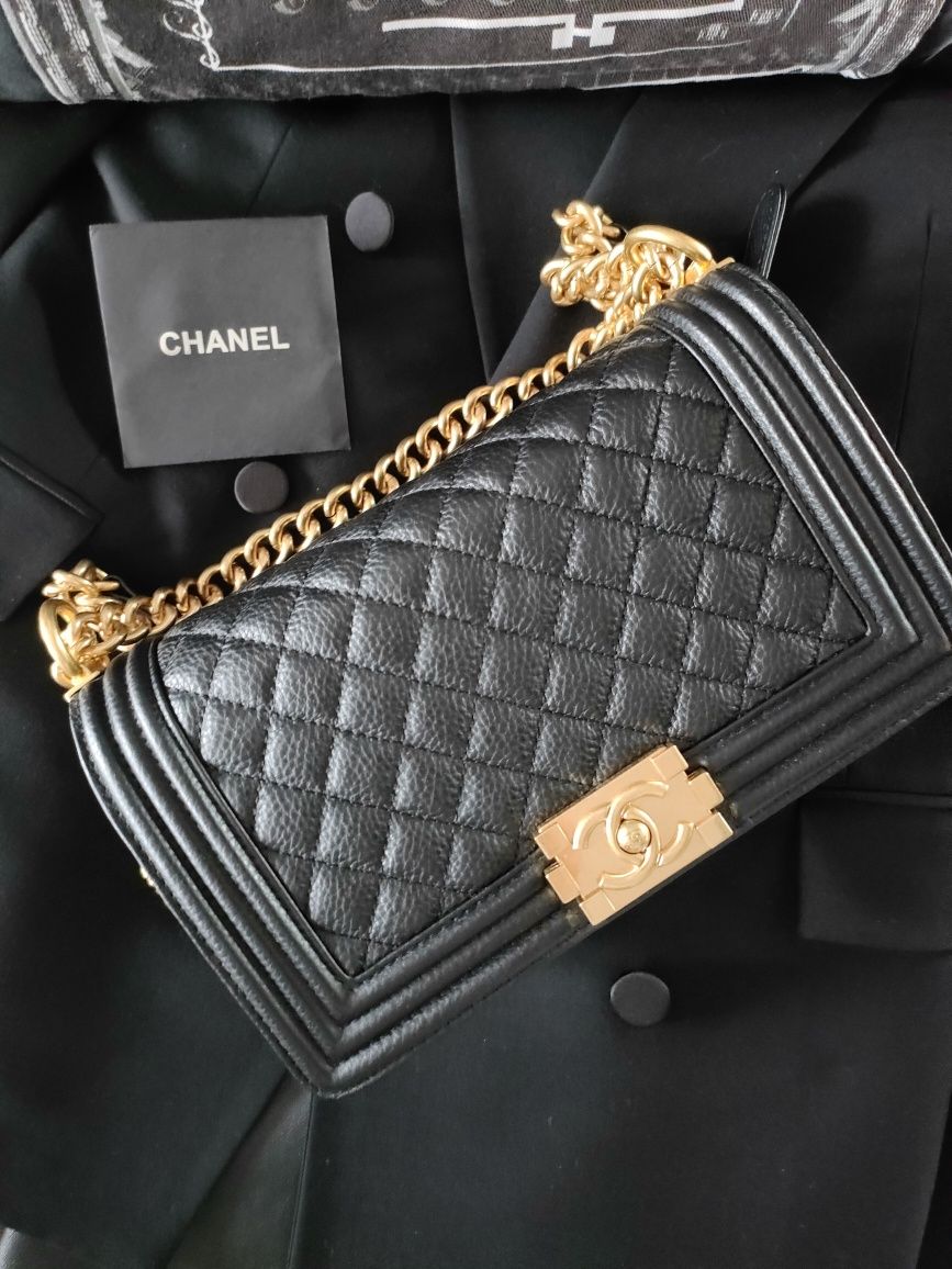 Torebka Chanel Boy caviar Black Top