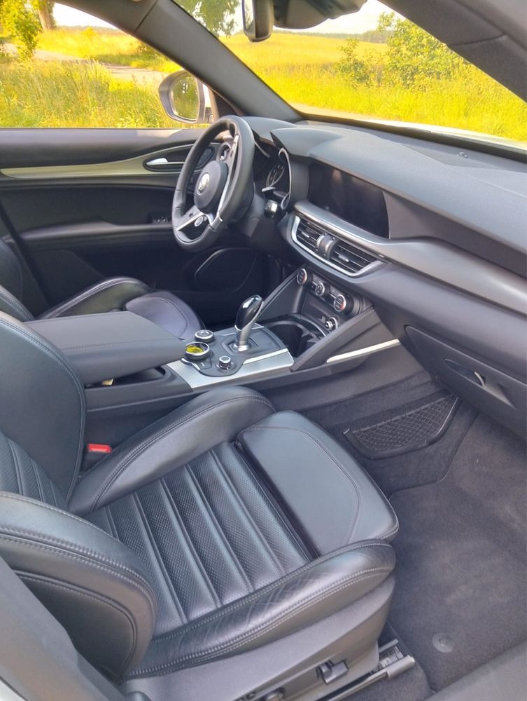 Sprzedam Alfa Romeo STELVIO 2.0 280KM TURBO Q4
