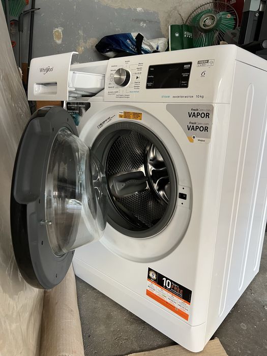 Máquina de Lavar Roupa WHIRLPOOL *NOVA*