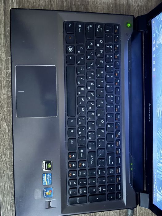 Ноутбук Lenovo v580