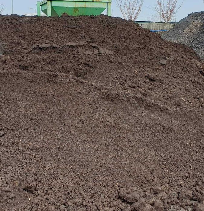 Ziemia OGRODOWA torfowa  Leszno Wlkp.