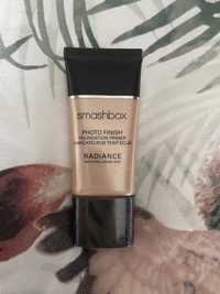 Baza pod makijaż rozświetlająca Smashbox Radiance