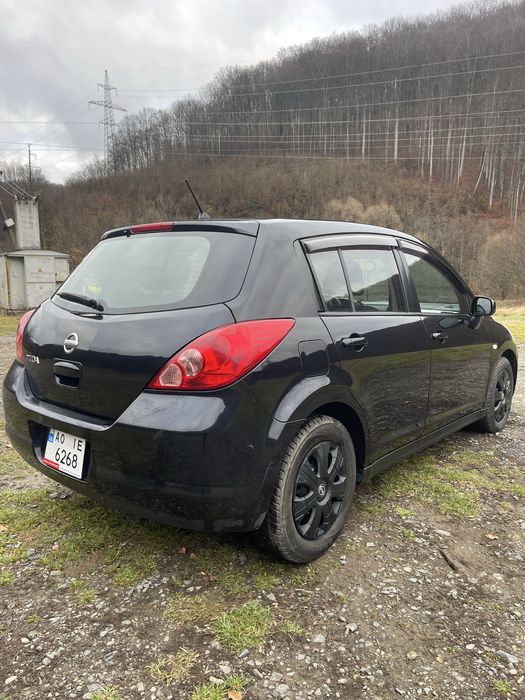 Ніссан тііда 2008рік 1.6  автомат