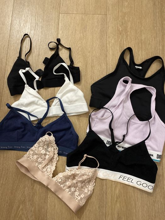 Staniki topy sportowe, pierwszy stanik, rozmiar A