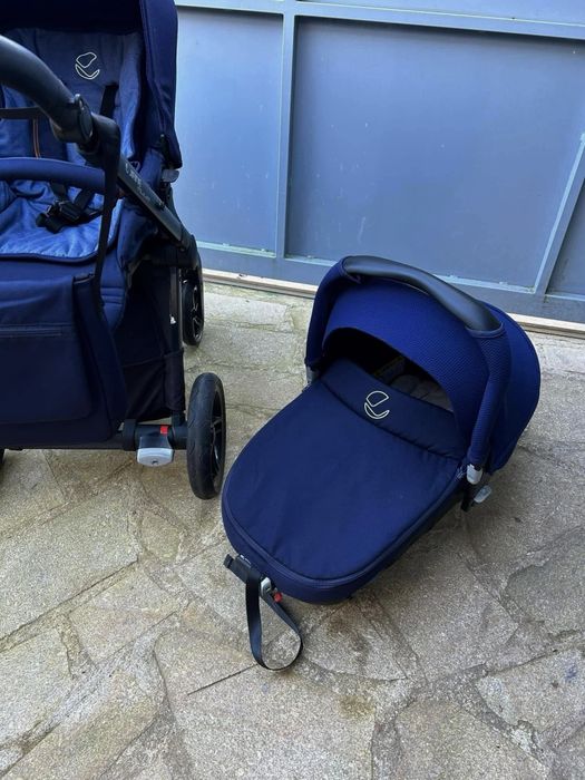 Carrinho de bebé trio muum e matrix + mala maternidade e acessorios