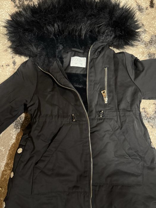 Парка Zara на дівчинку