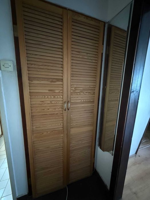 Derwniane fronty do przedpokoju