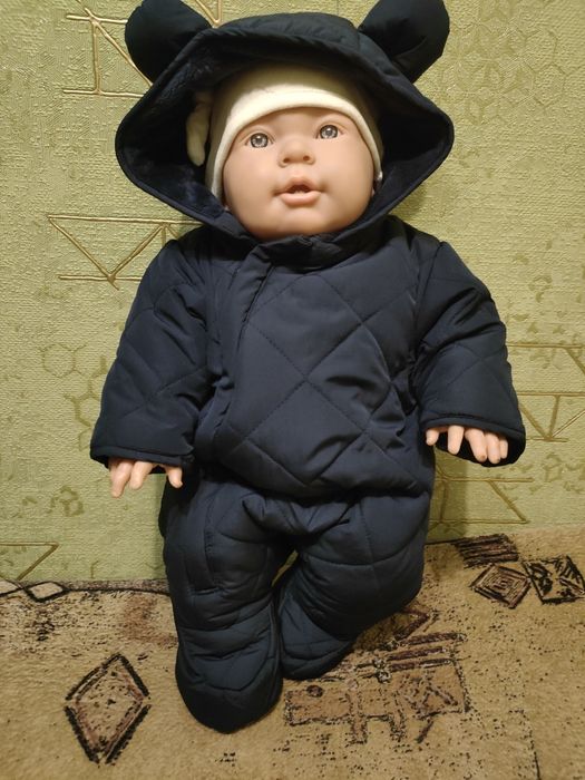 Різний одяг для ляльок, пупсів.