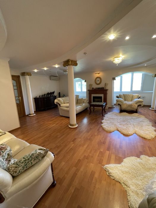 Продам свою квартиру з вишуканим євроремонтом