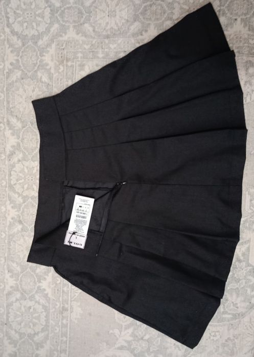 Продам спідничку-шорти