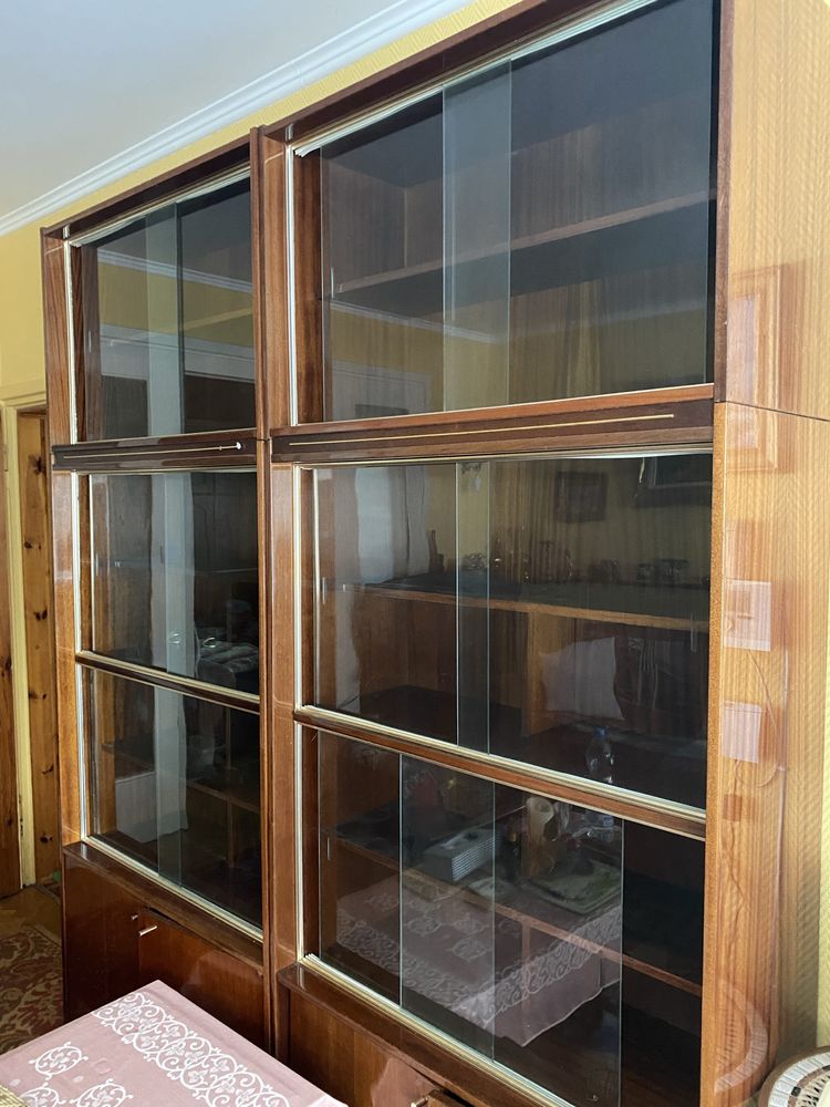 Biblioteczka na wysoki polysk- Vinted-pilnie sprzedam