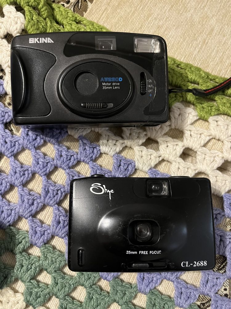 Фотоаппараты два