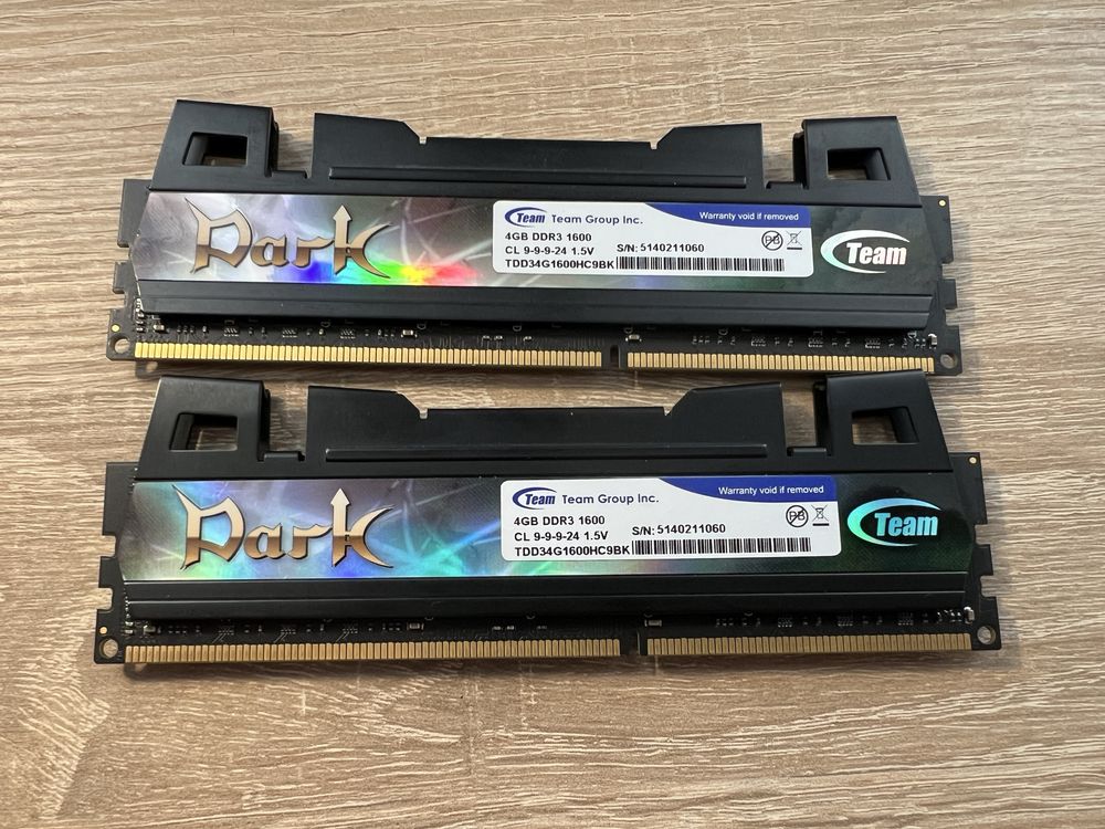 Модуль пам'яті Team DDR3 8 Gb (2x4Gb) Xtreem 1600MHz