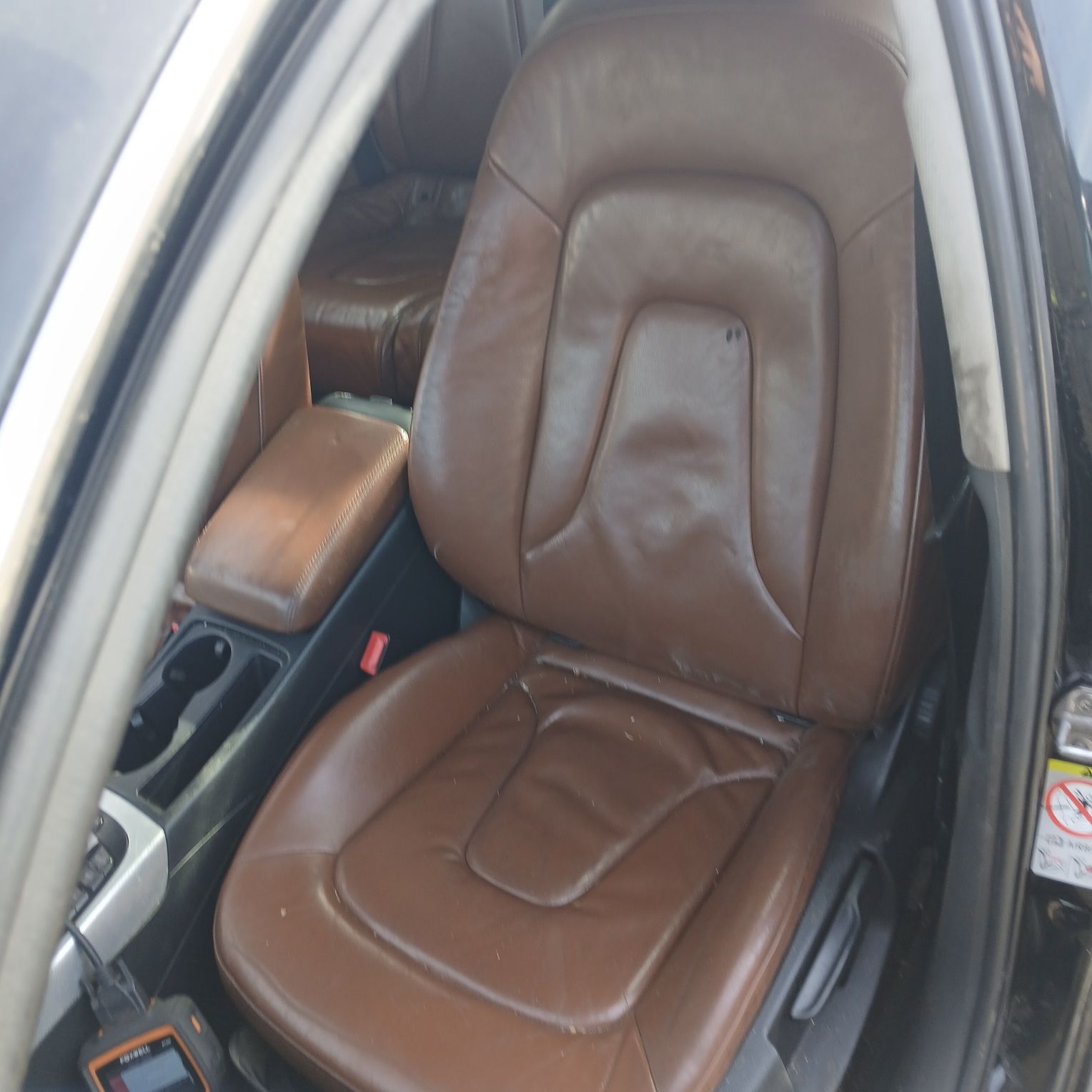 Fotele Audi a4 b8 sedan