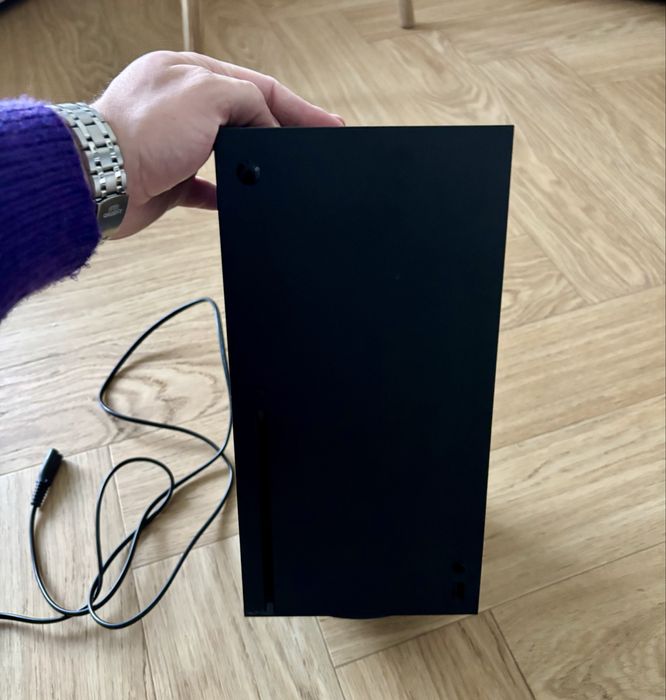 Xbox Series X  + 3 Gry-Legendy: Wiedźmin 3, RDR2, FIFA 23!