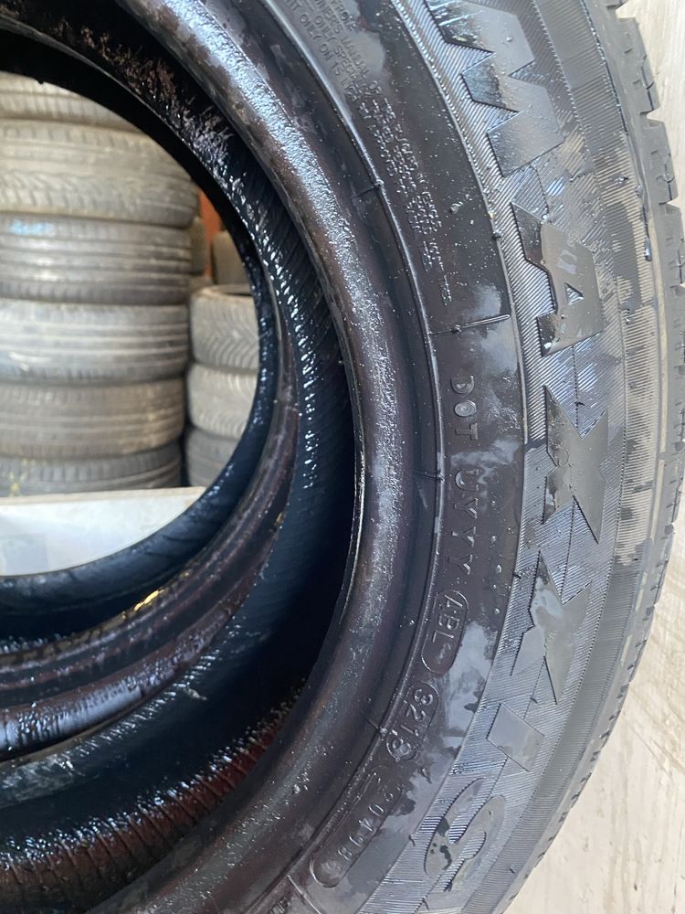 Para opon 205/65/15c Maxxis Vansmart A/S