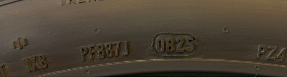 255/40r20 235/45r20 Pirelli P zero PZ4 100V 101V XL