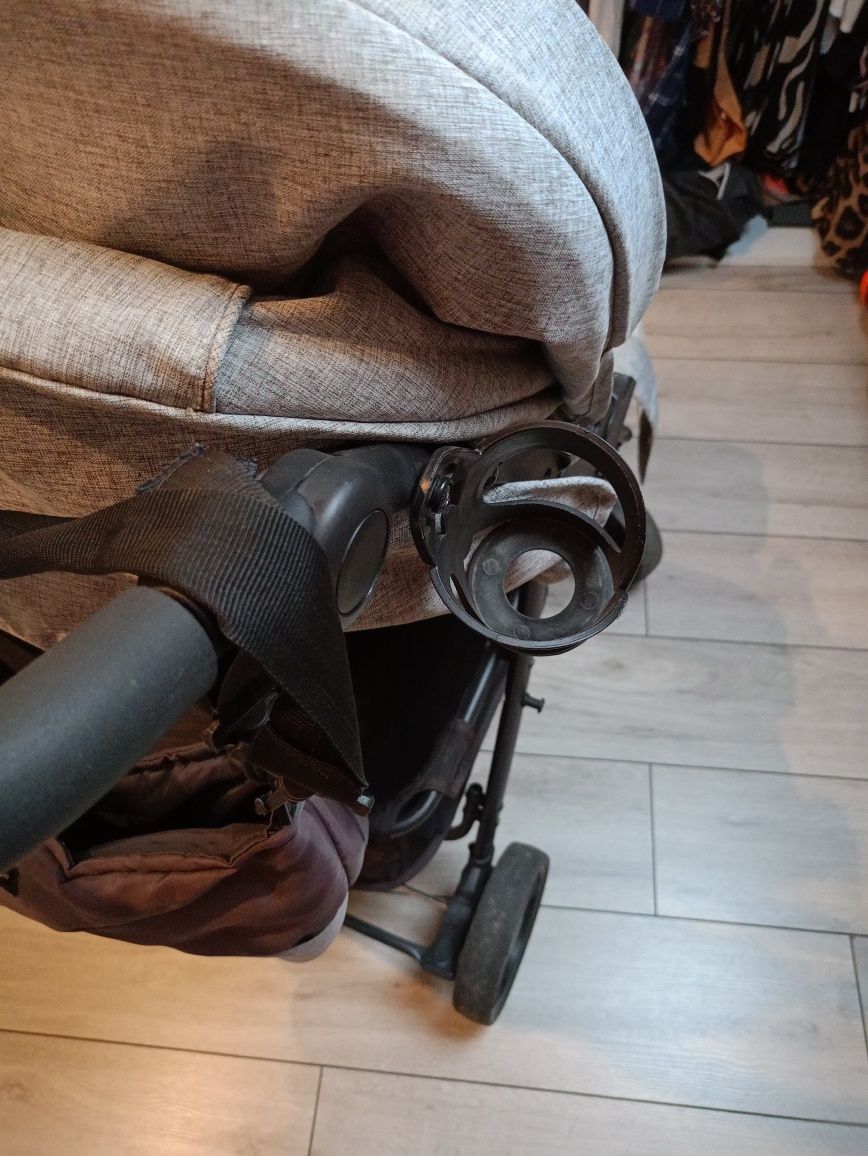 Spacerówka do 22 kg