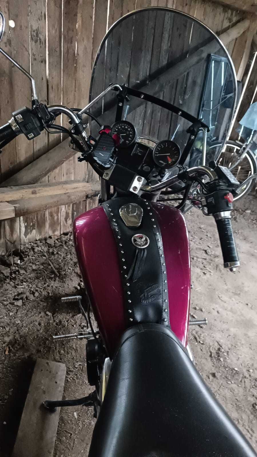 Honda Shadow VT500C