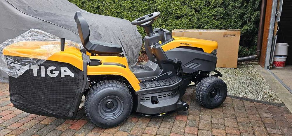 Traktor ogrodowy Estate 398 W SE