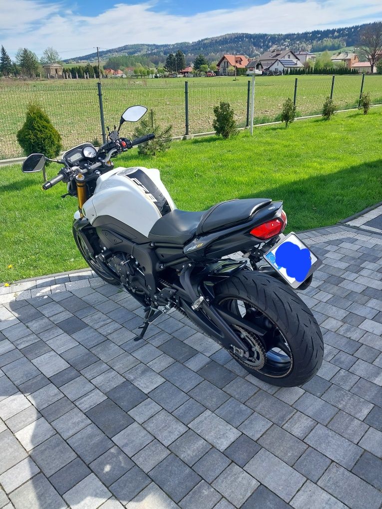 Witam mam do sprzedania  Yamaha fz8 2012