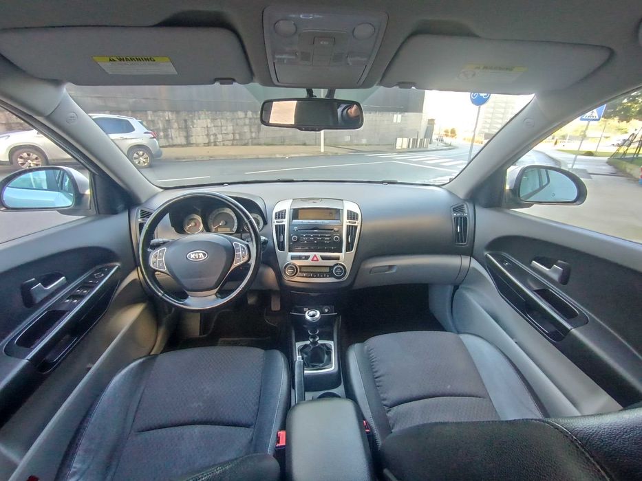 kia ceed 1.6 crdi 115cv de 2009 5 portas nacional