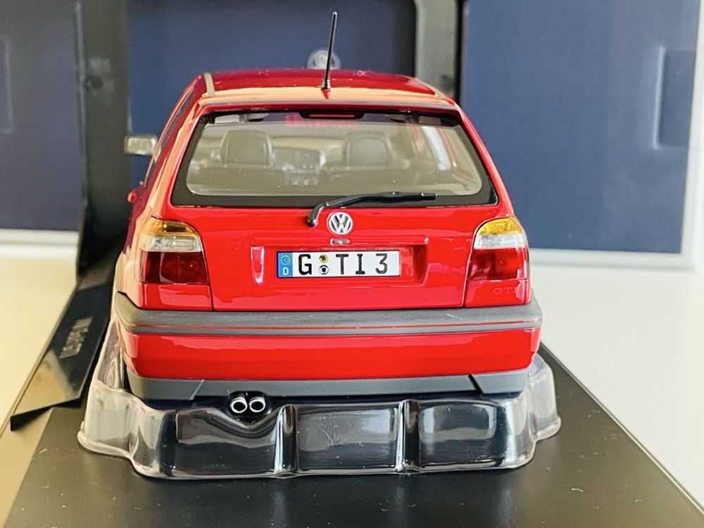 Miniatura Golf 3 GTI Edição de aniversário 20 Anos (NOVO)