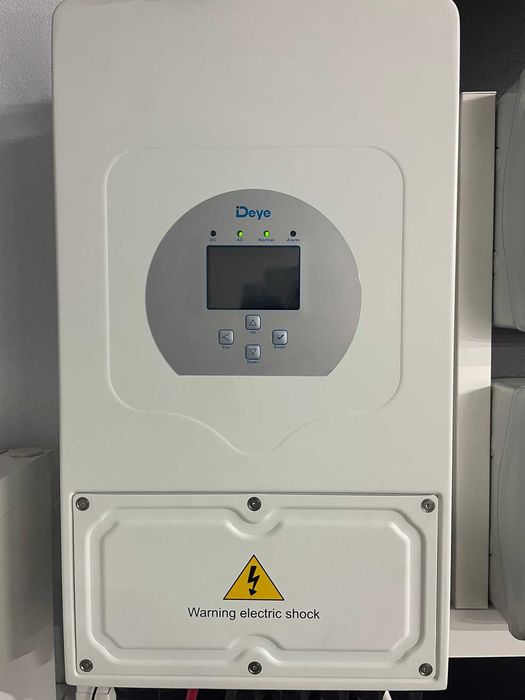 Гібридний інвертор Deye 6 кВт однофазний