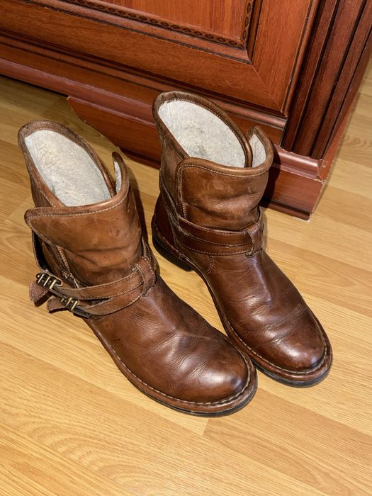 Демисезонні шкіряні чоботи, чобітки, черевики, ботінки