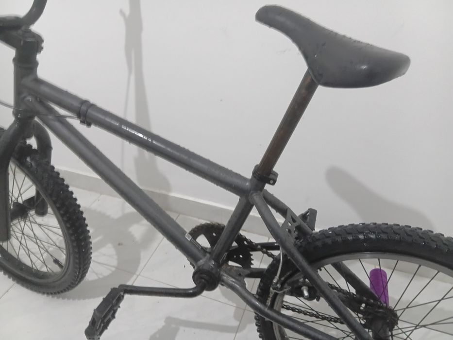 Bicicleta BMX usada