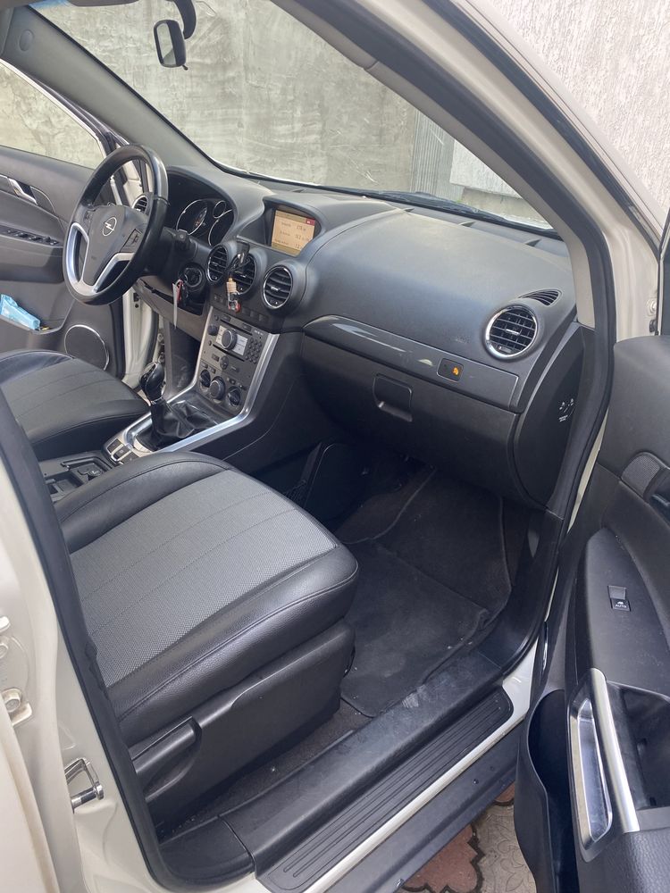 Продам Opel antara