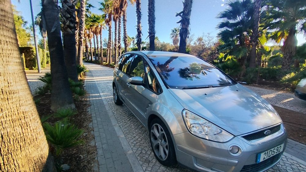 Ford SMAX 07 Lugares