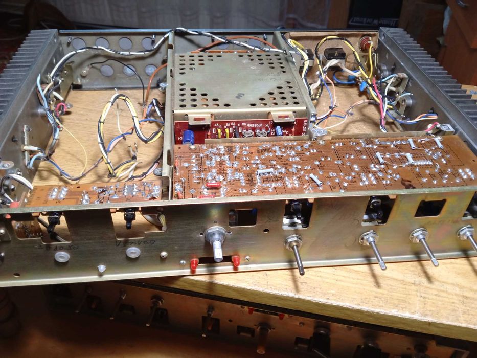 Підсилювач Кумир У-001.