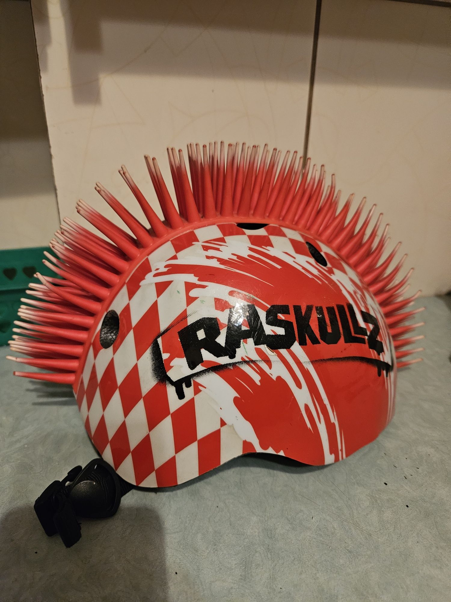 Kask raskullz rowerowy