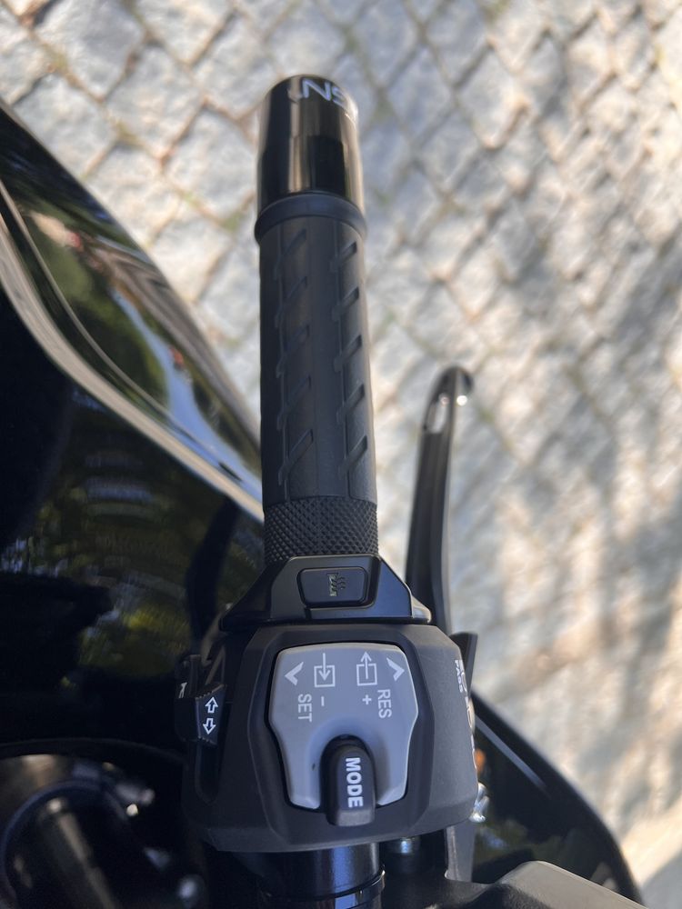 Suzuki Hayabusa GSX1300R