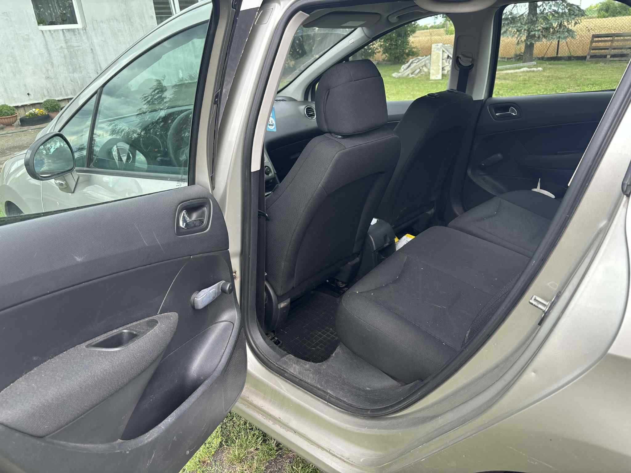 peugeot 308  1,6