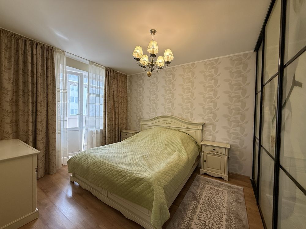 Продажа евродвушки в ЖК Северная звезда.5/9 кирпич,72 метра.