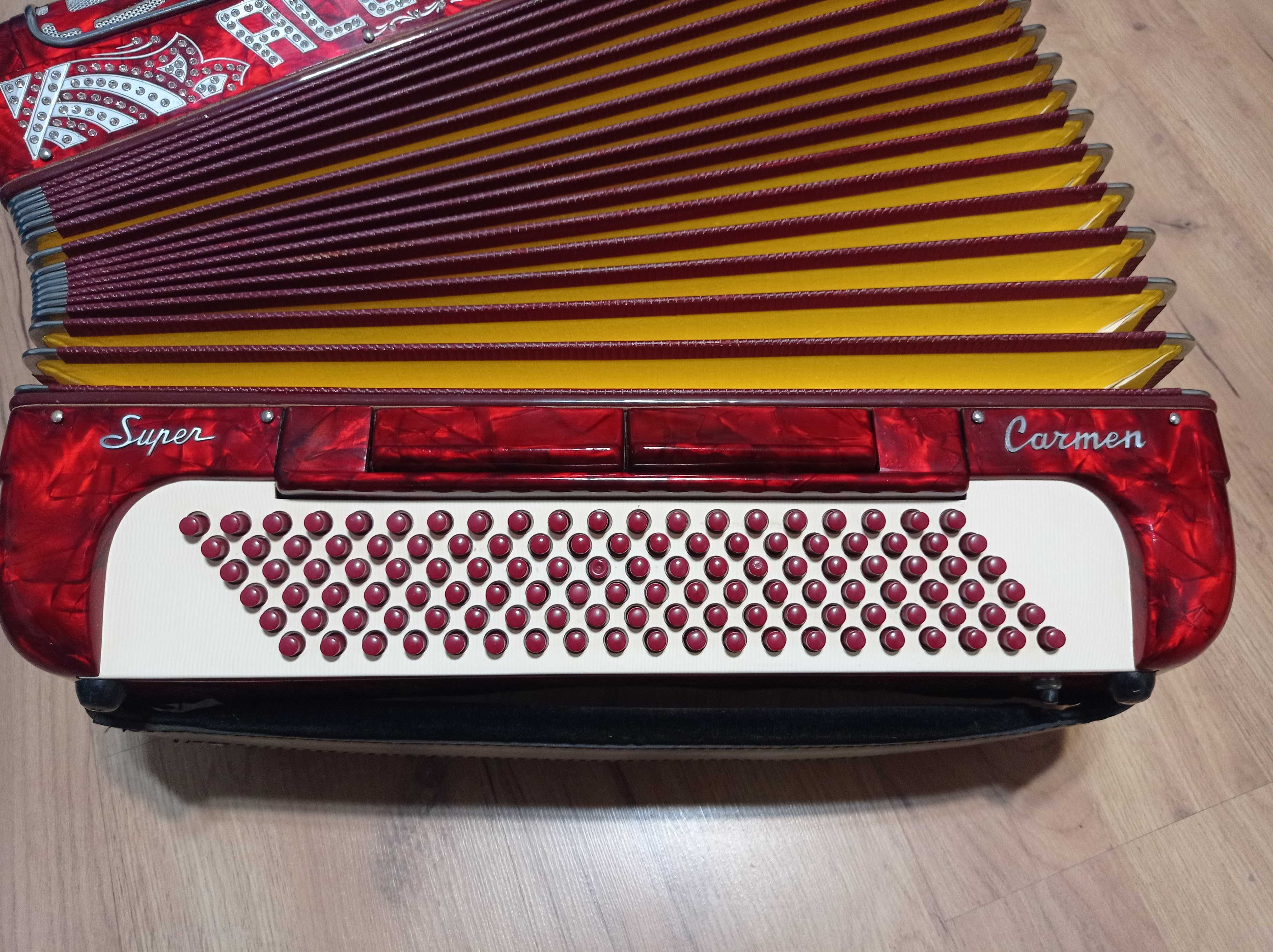 Akordeon  ACCORDIOLA  Super CARMEN  4 chory + MUSETTE