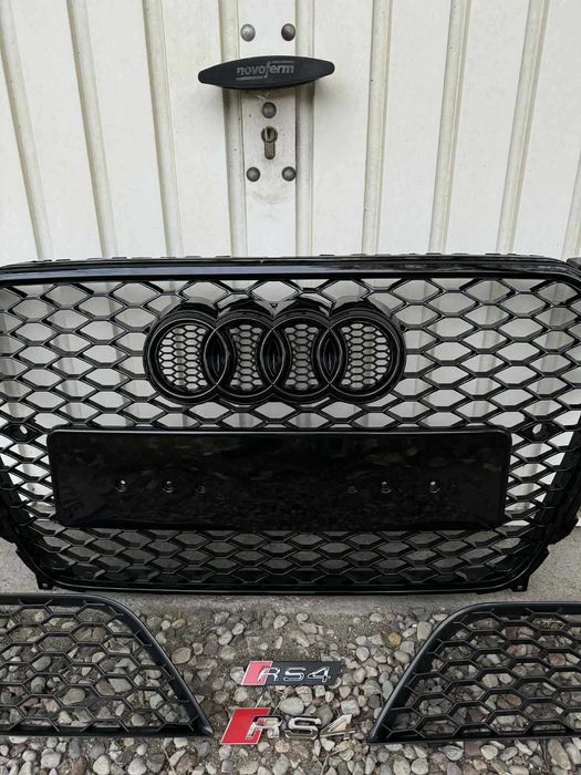 Grill, atrapa plaster miodu Audi a4 b8 polift (12-15)