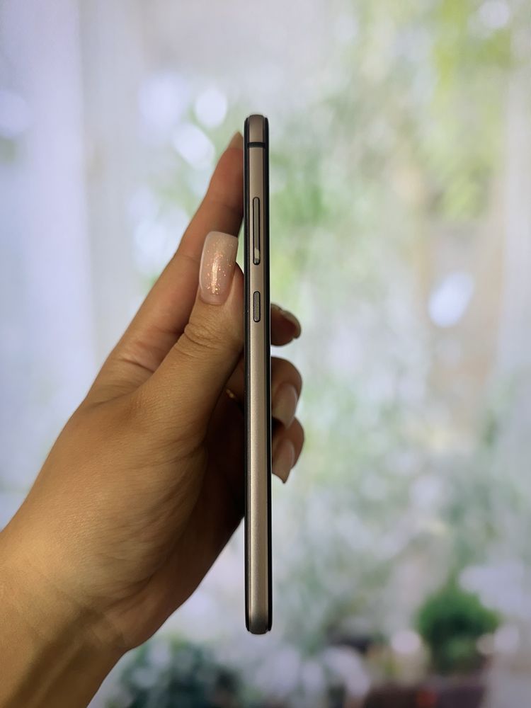Huawei P10 Lite 4/32 в ідеальному стані