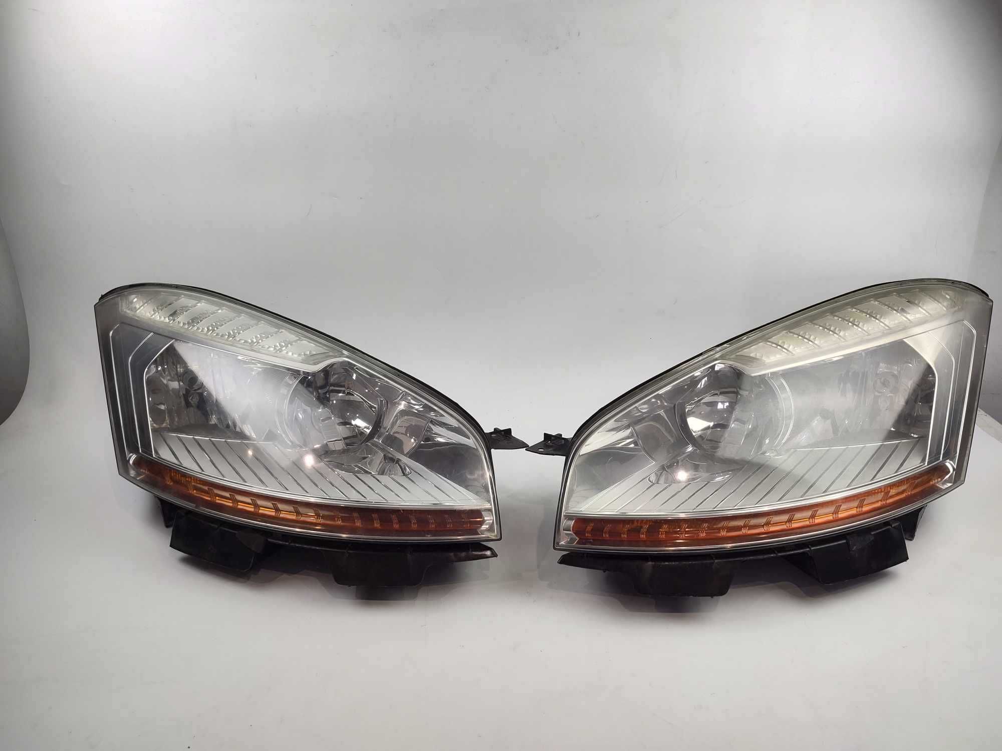 Komplet Lampa przód Prawa Lewa Citroen C4 Picasso OE EU