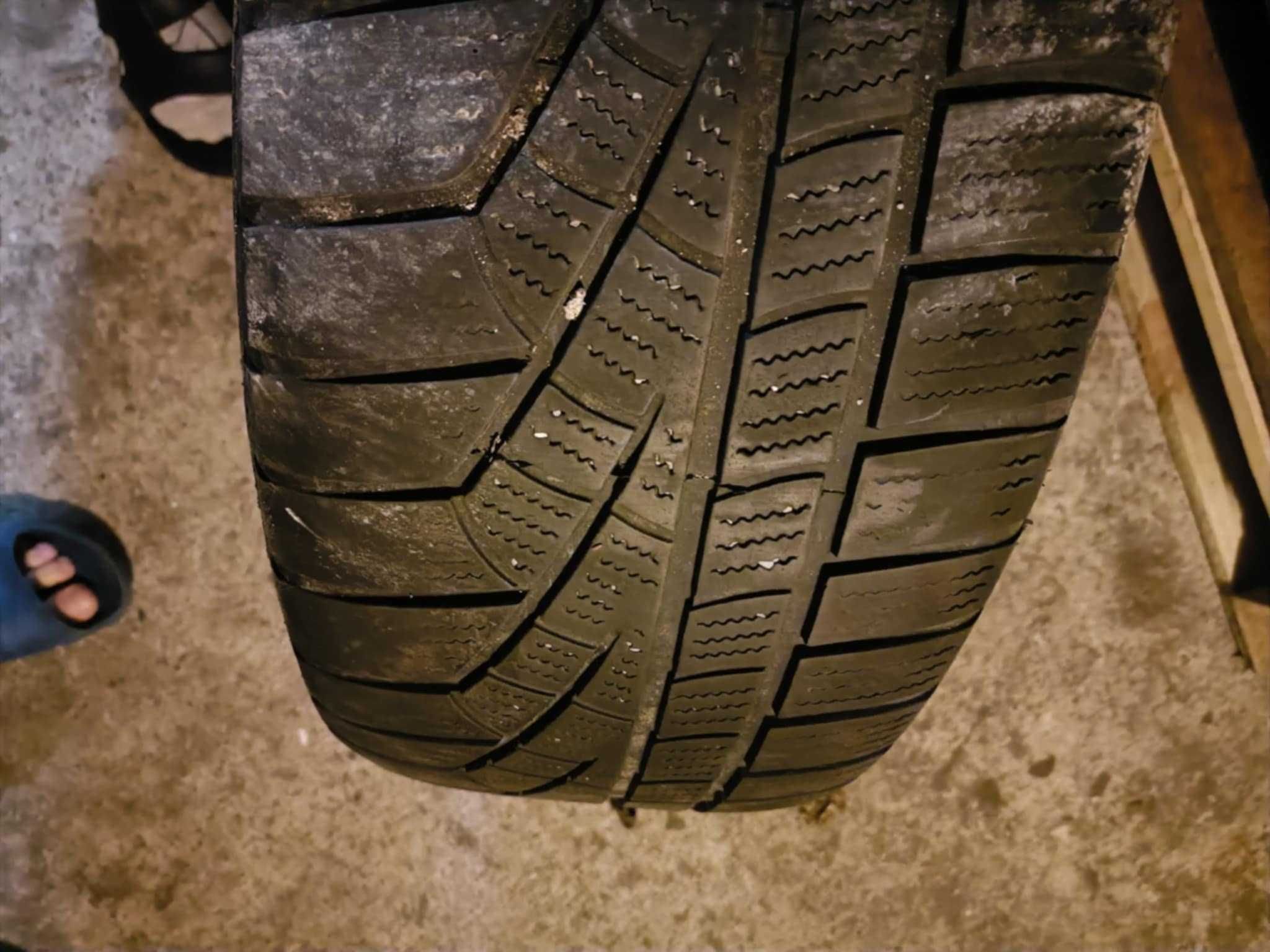Felgi Audi A4 z oponami zimowymi 5x112 R16