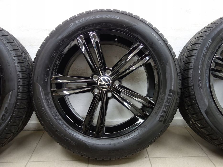 5x112 235/55R18 Koła zimowe VW OE Tiguan Pirelli jak nowe 4x8m
