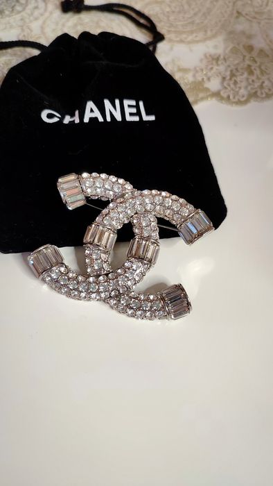 Броши в стиле Диор, Шанель,Селин